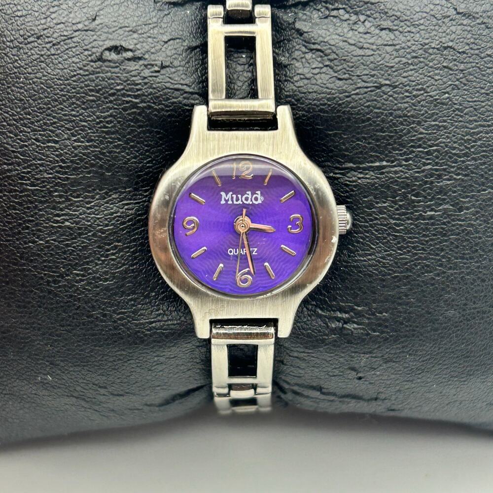 Mudd Women’s Silver Tone Bracelet Watch Purple Dial Quartz New Battery